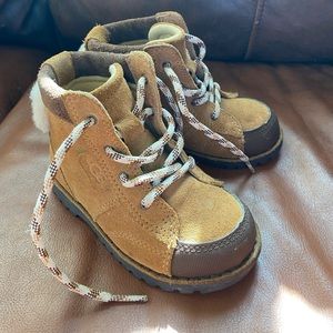 UGG toddler 7 boots